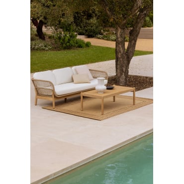 Garden Set With 3-seater Sofa And Rectangular Coffee Table 120x60 Cm In Aluminum And Acacia Wood Karvia Fabric Gardenia White - Sklum
