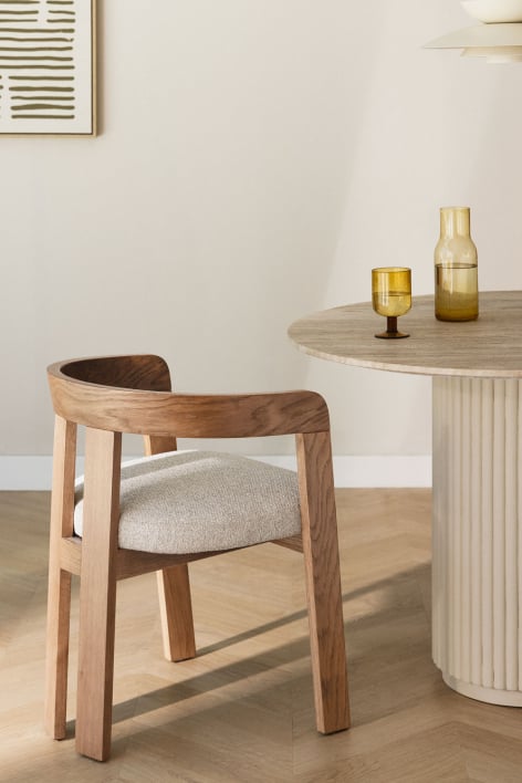 Yvone upholstered dining chair with armrests and oak wood - Beige lamb