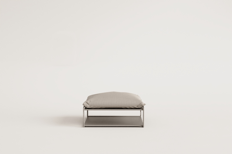 Amaro garden pouf convertible into a side table