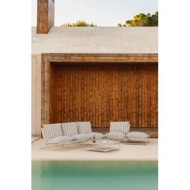 Amaro 4-piece Modular Sofa Garden Set With Convertible Side Table And Pouf Tapioca Beige - Navy Blue - Sklum