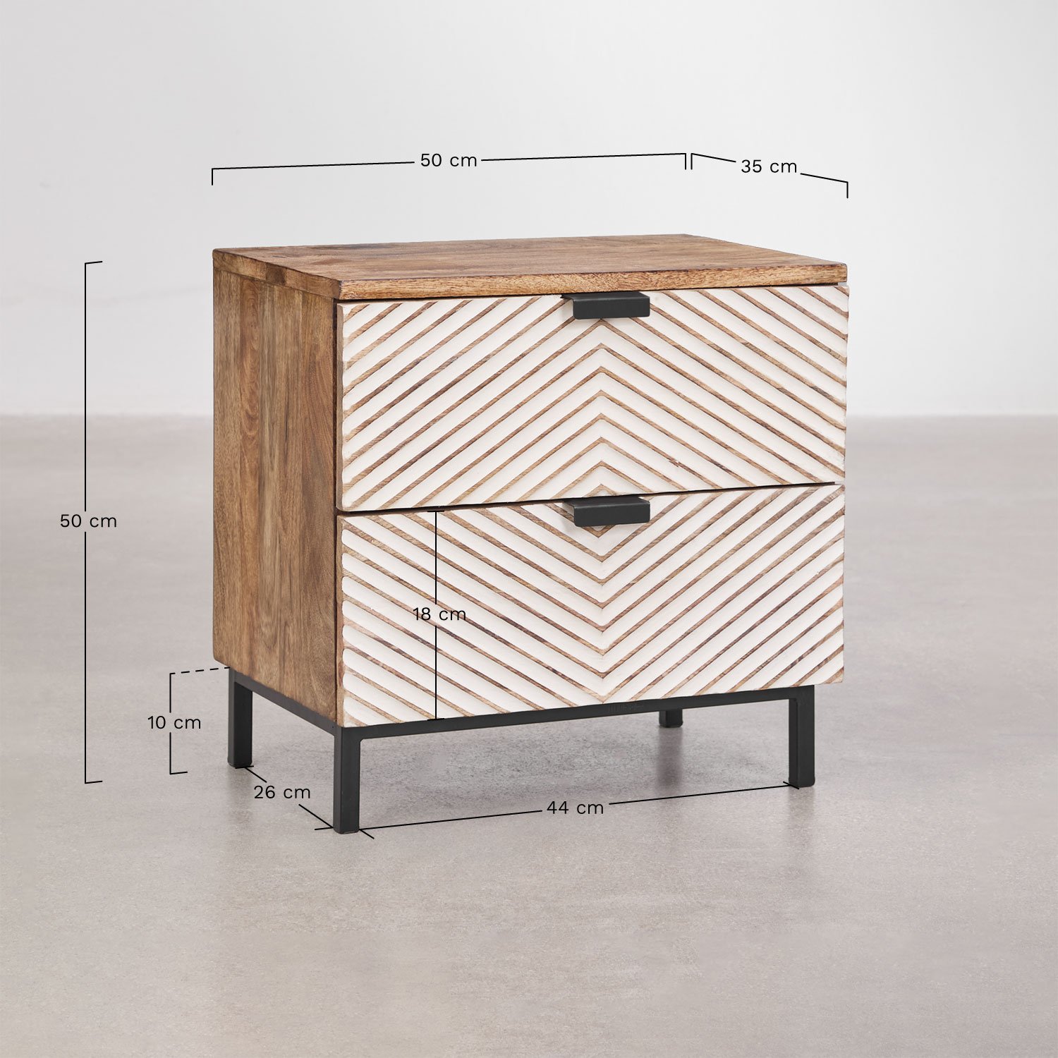 Pack of 2 Alembe mango wood bedside tables, medidas