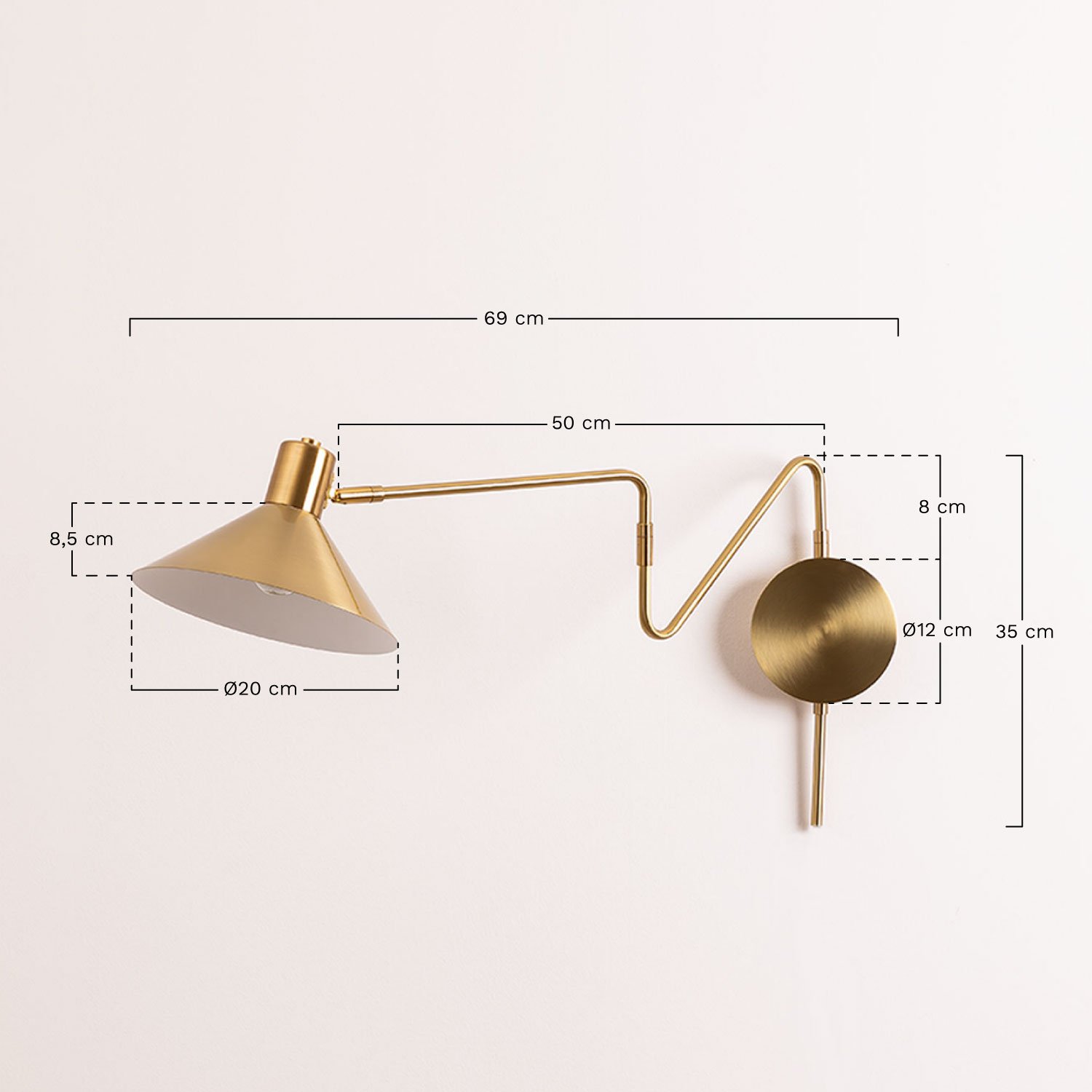 Directional metallic wall sconce in iron Lizz, medidas