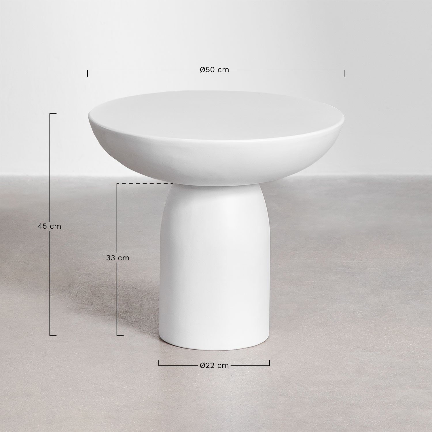 Zenadia round side table Ø50 cm in cement, medidas