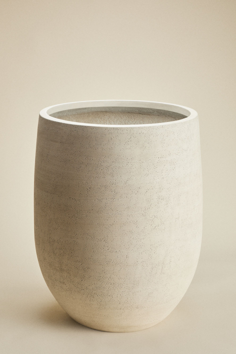 Grover outdoor cement planter