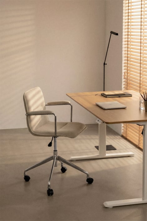 Seifert office chair with wheels and armrests