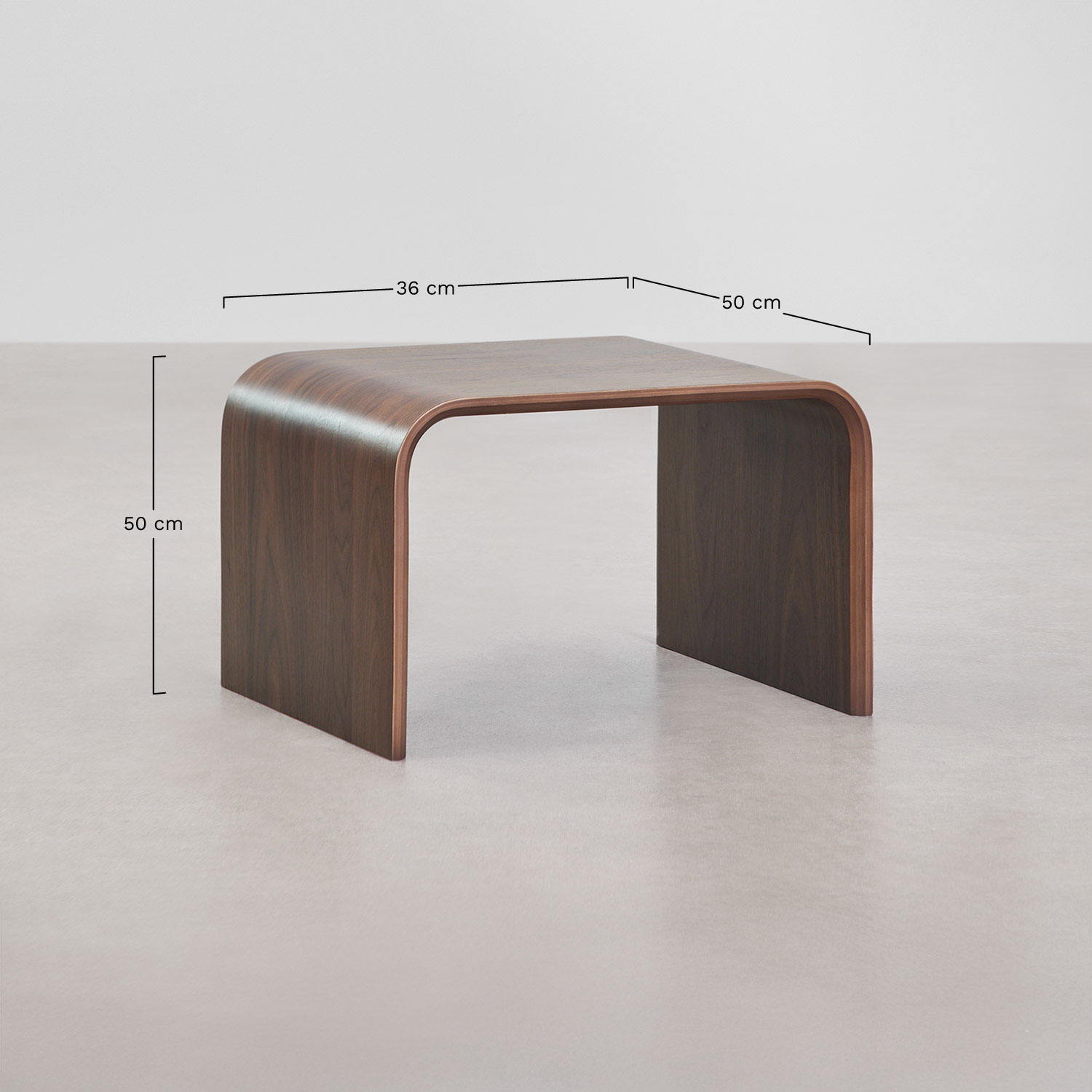 Rectangular nesting side tables in MDF and Namibia veneer, medidas