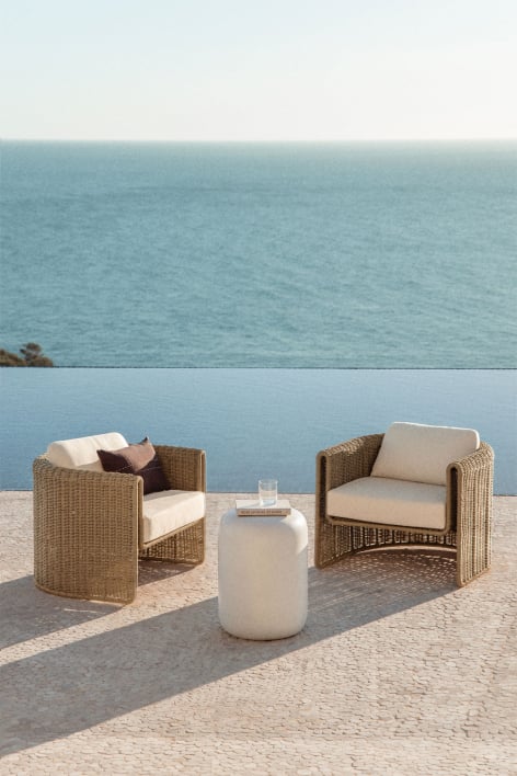 Garden set with 2 armchairs in steel and synthetic rattan Lina and round side table Ø35 cm in Fonelas cement