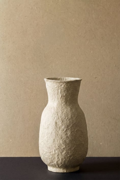 Decorative vase in Reynolds papier-mâché