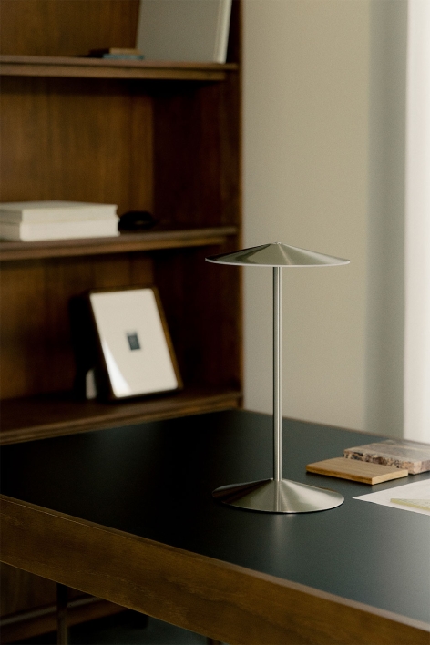 Emilein wireless LED iron table lamp