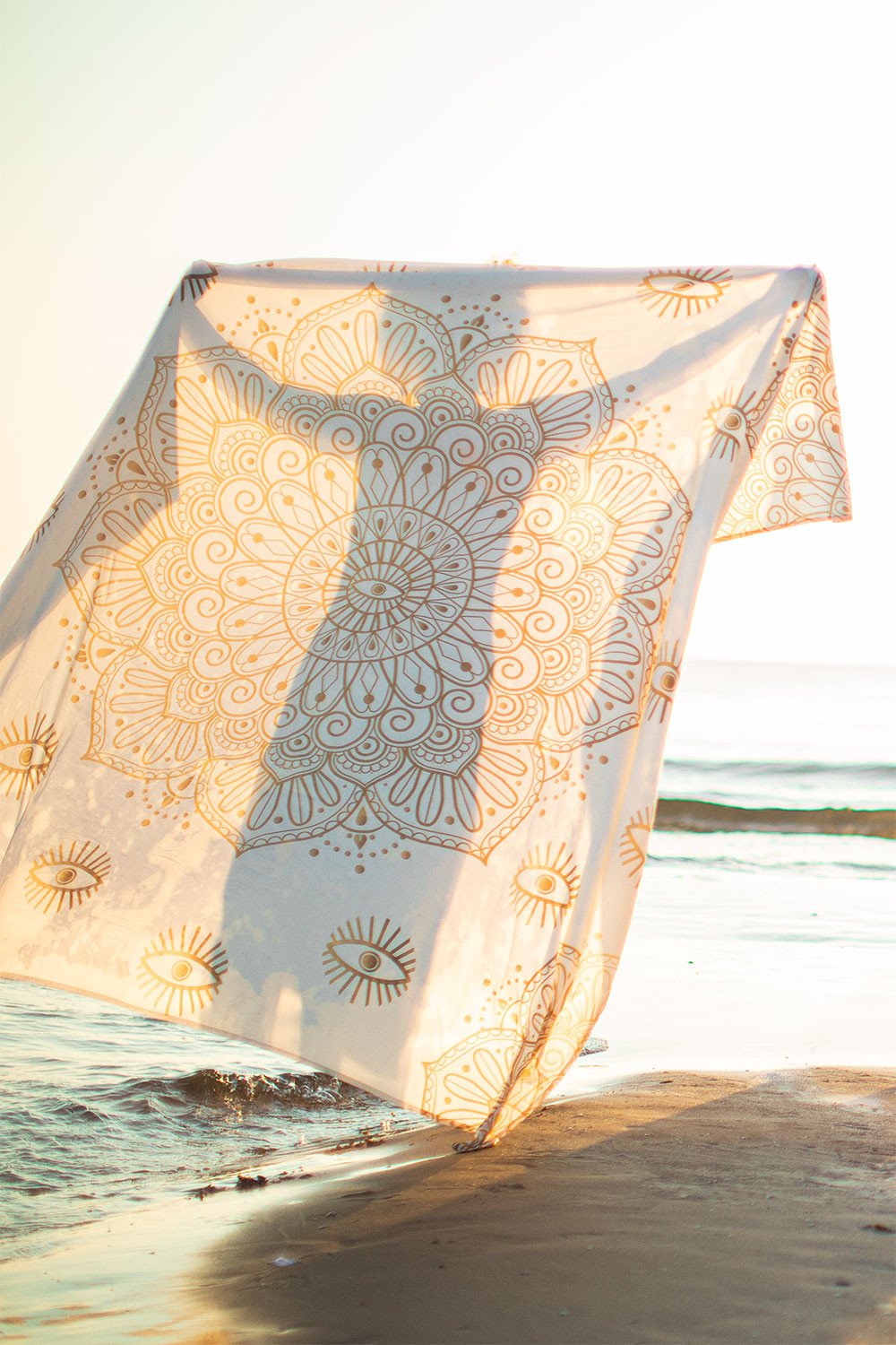 Cotton Beach sarong Mandala, gallery image 1