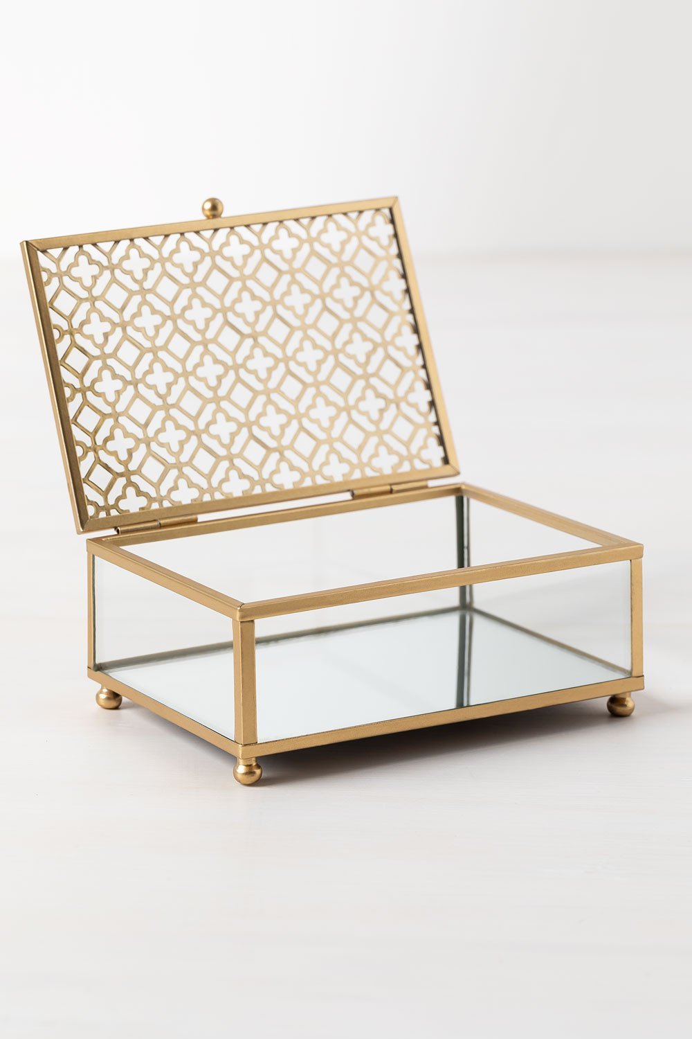 Sofie glass jewelry box, gallery image 3