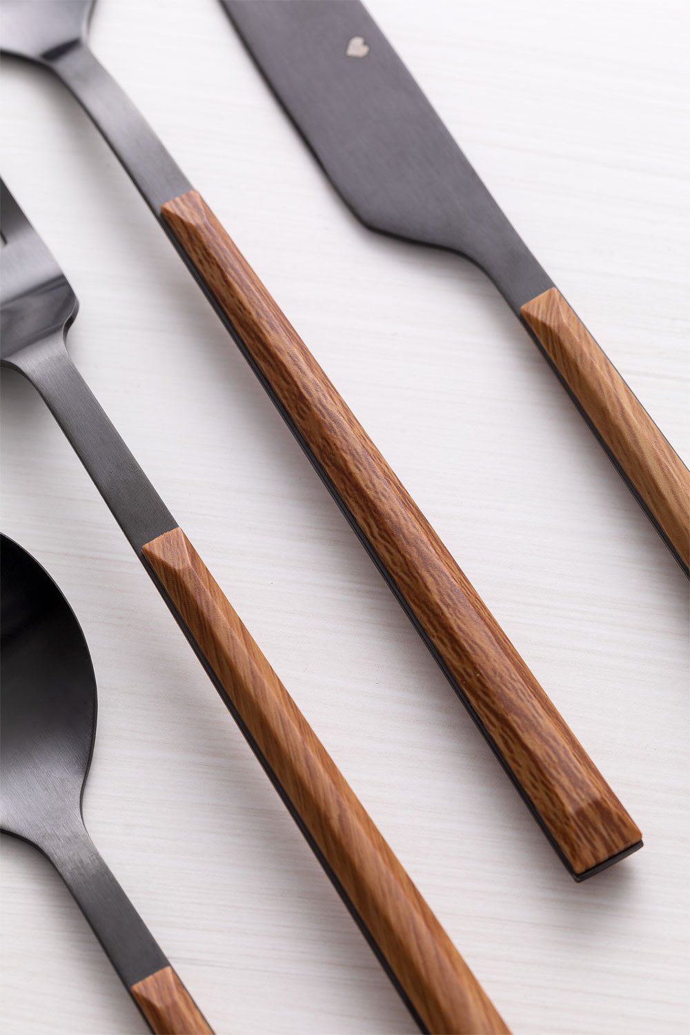 Priya Wood Effect Cutlery Set 16 pieces, gallery image 4