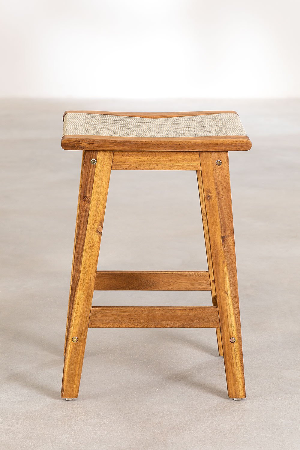 High garden stool 65 cm in acacia wood and braided rope Tenay, gallery image 3