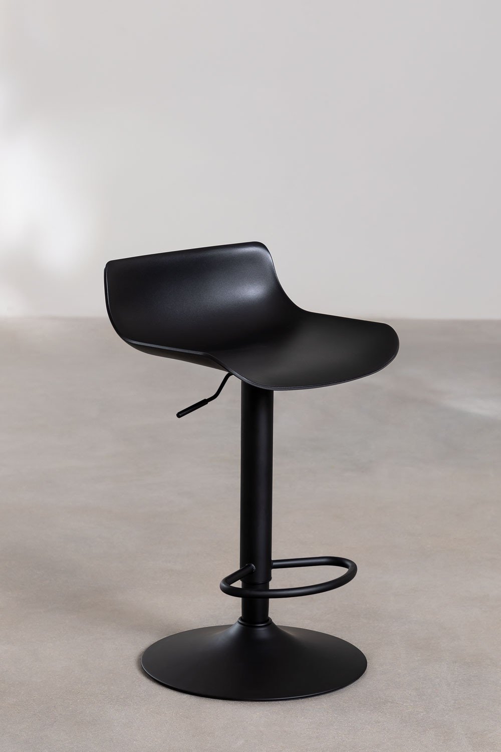 Pack of 2 Arjenn adjustable high stools, gallery image 3