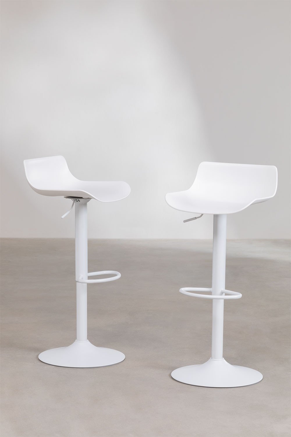 Pack of 2 Adjustable High Stools Arjenn  , gallery image 2