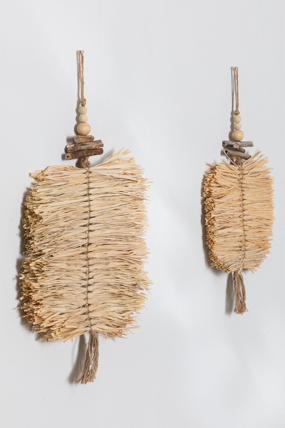 Set of 2 Wall Decorations in Raffia Pravia, gallery image 2