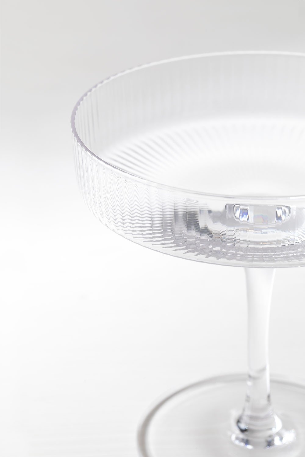 Pack of 4 Cocktail Glasses Yulia , gallery image 4