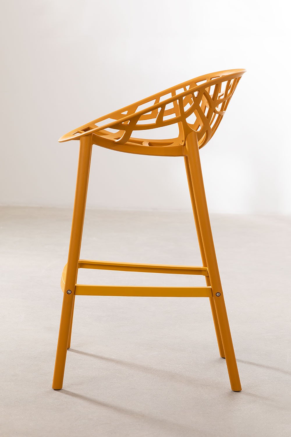 4-Pack high stools 65 cm in mustard polypropylene Ores, gallery image 2