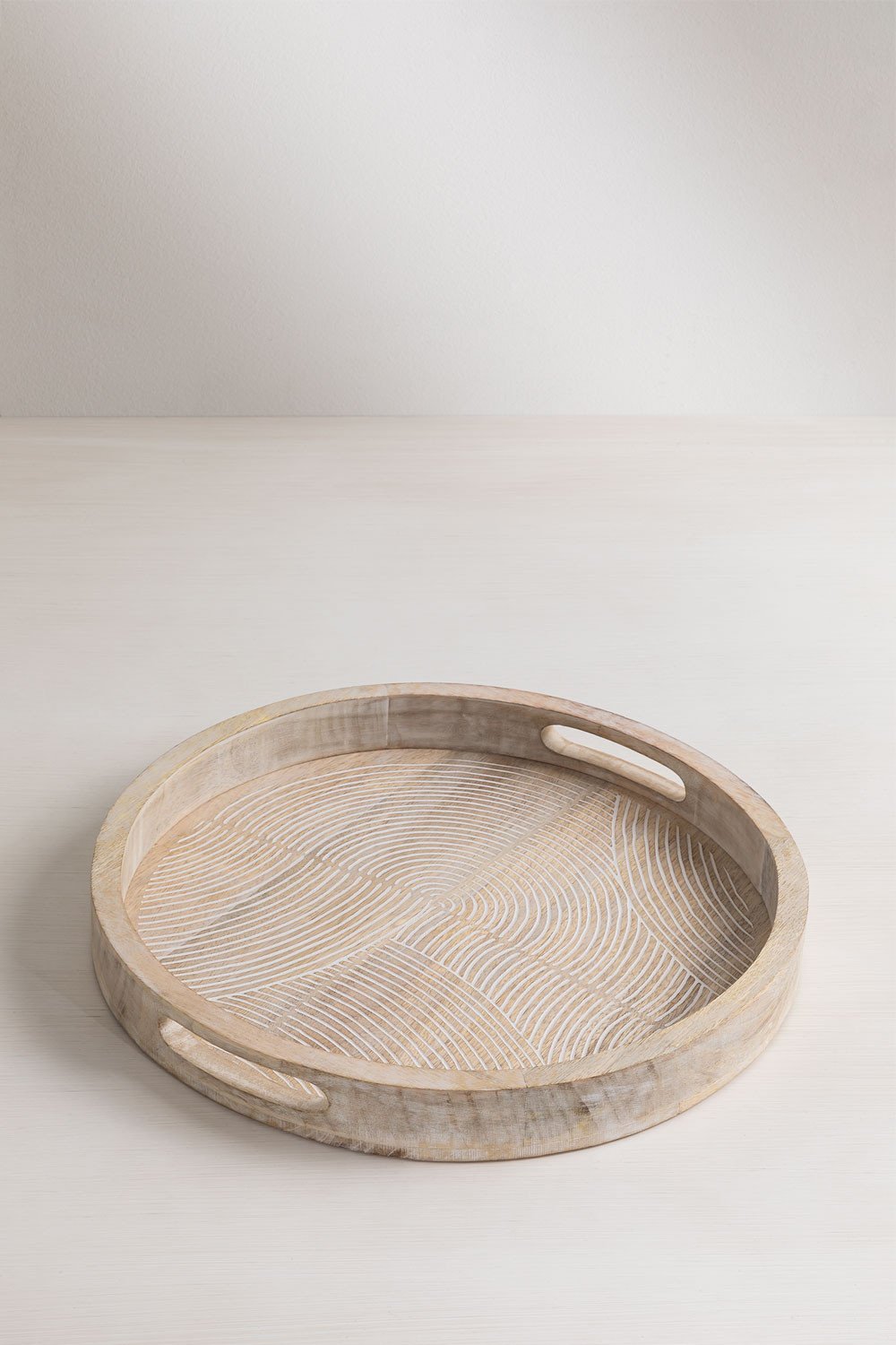 Decorative tray in mango wood (Ø38 cm) Diborna, gallery image 2