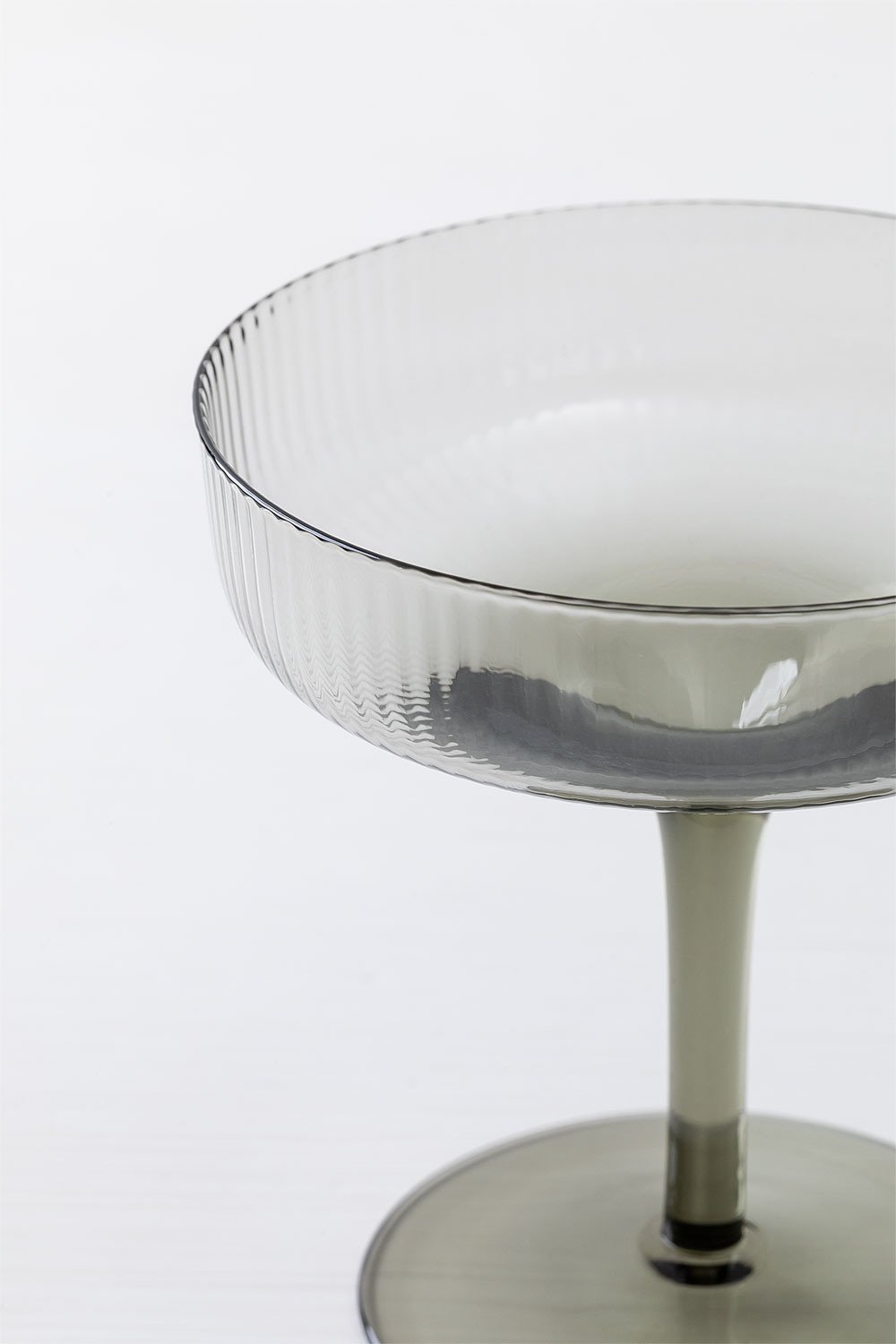 Pack of 4 Cocktail Glasses Yulia , gallery image 4