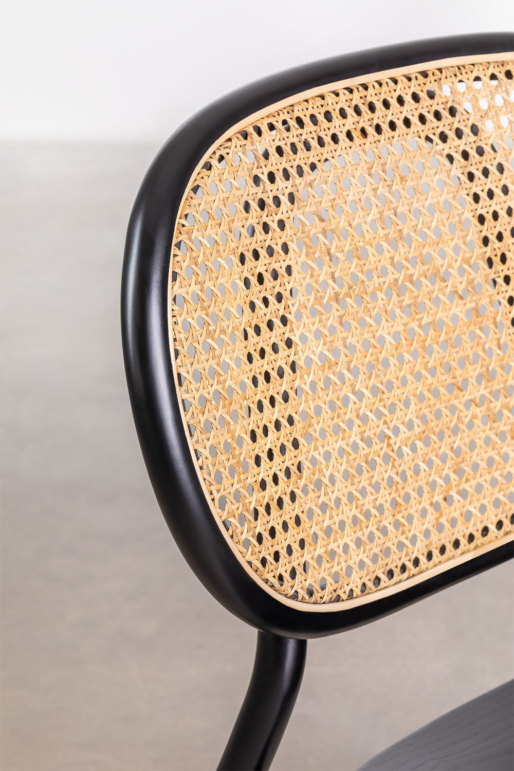 Dining chair in Afri beech wood, gallery image 4