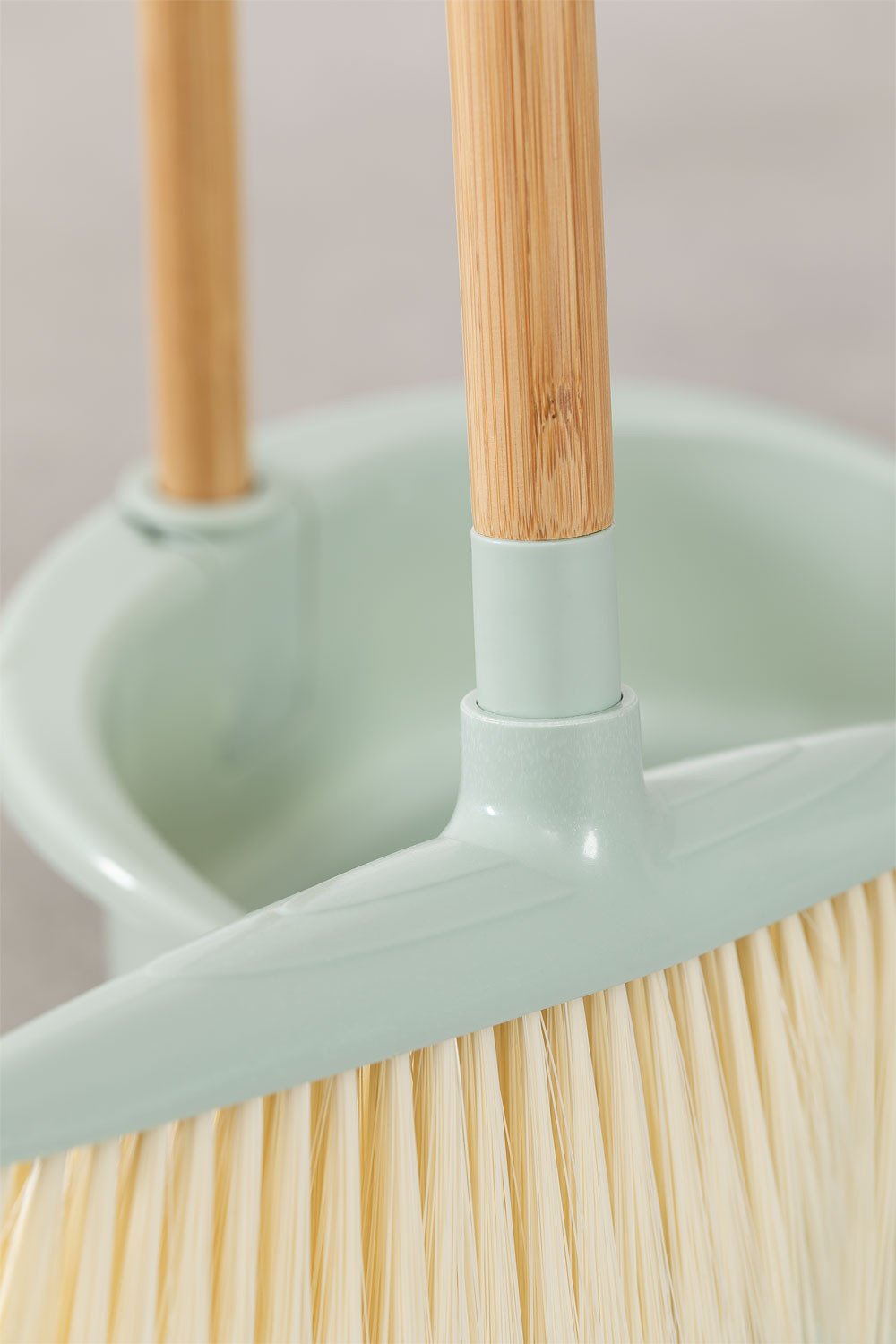 Wooden Broom & Dustpan Jalei, gallery image 7