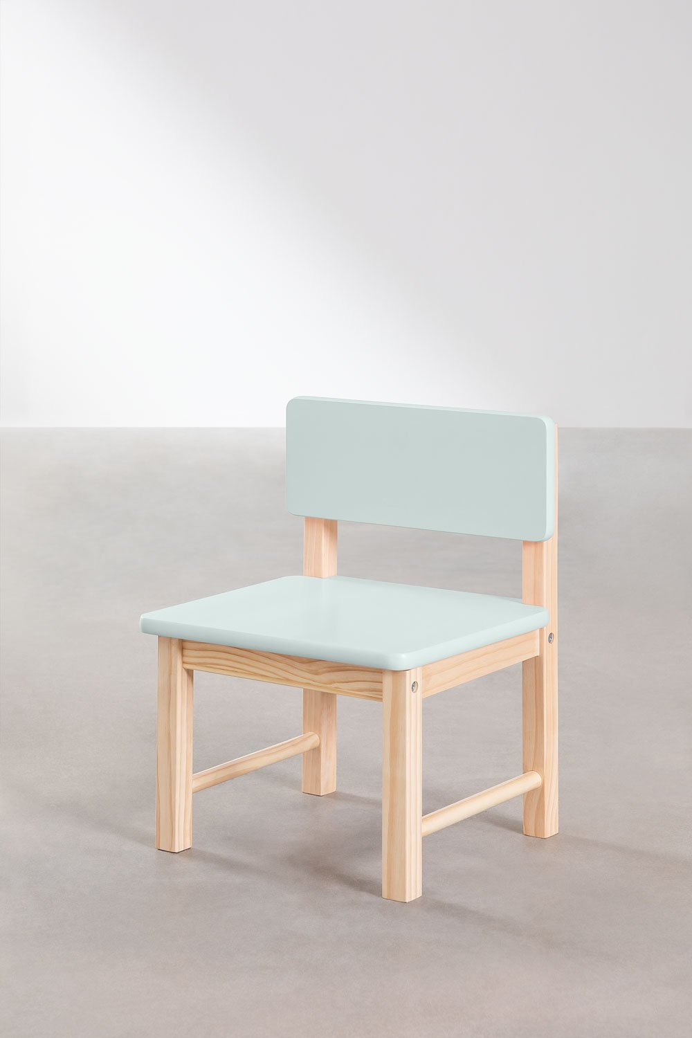 Dakota Kids wooden table and chair set, gallery image 7