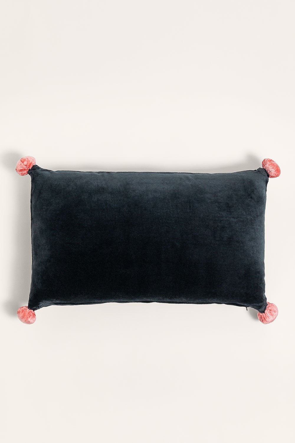 Rectangular Velvet Cushion (50 x 30 cm) Dori, gallery image 1