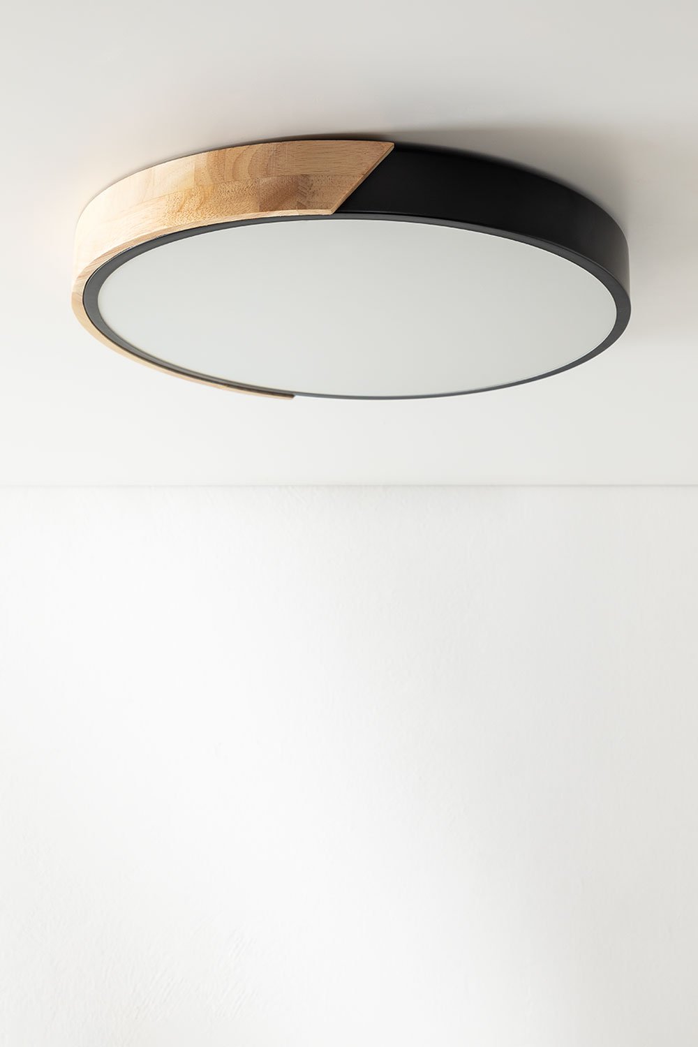 Jan round iron LED ceiling light, gallery image 1