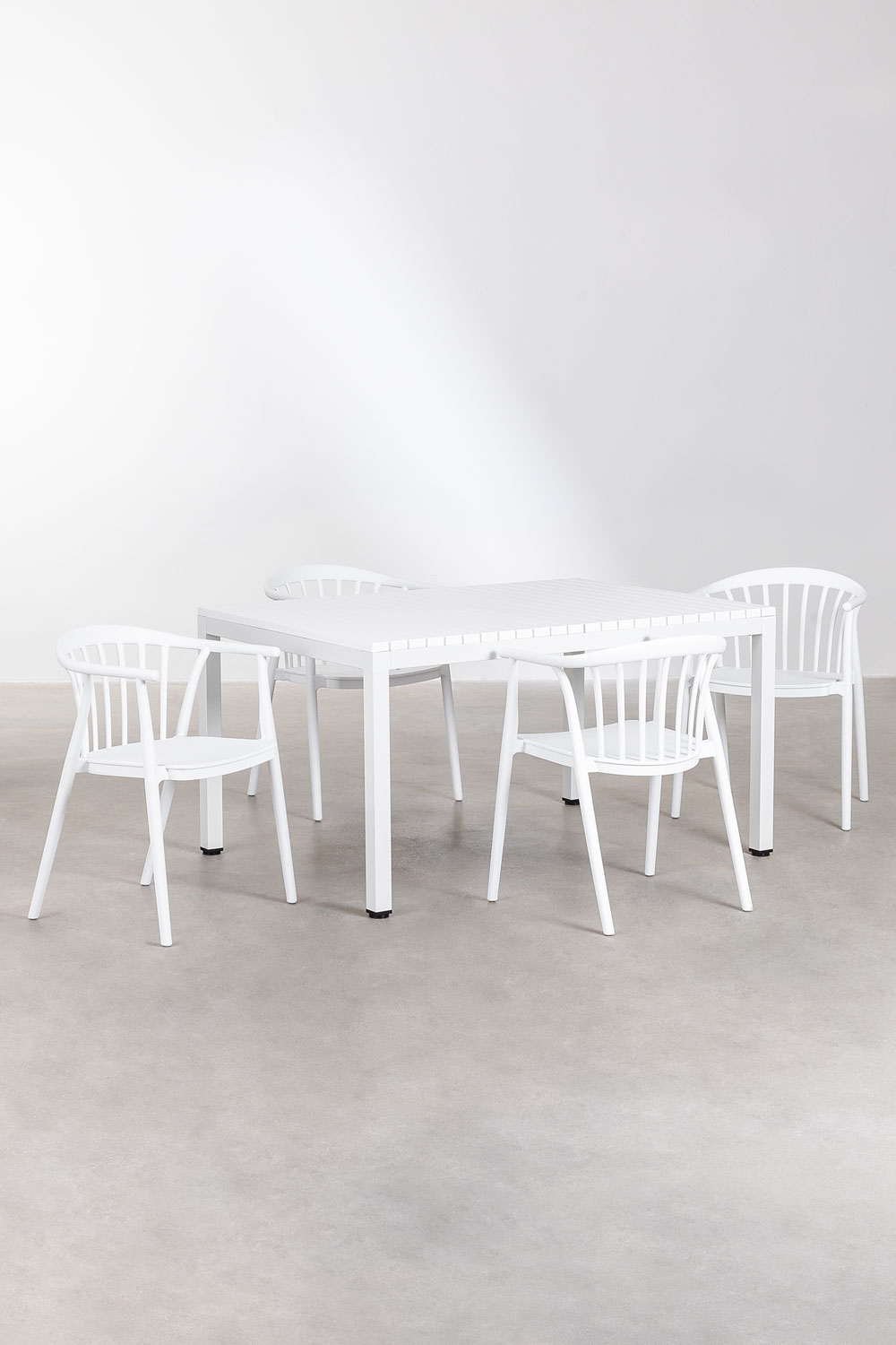 Polypropylene table and online chairs