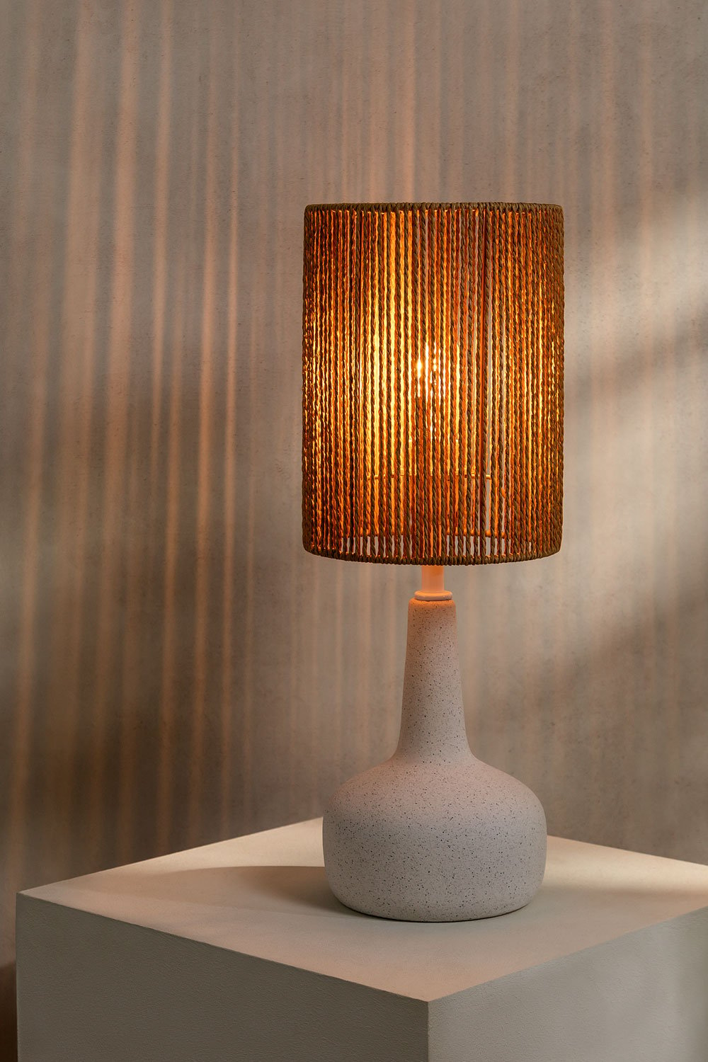 Ceramic Table Lamp Tiltil, gallery image 2