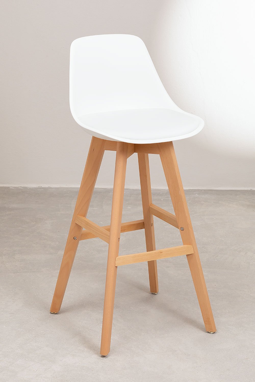 Pack 4  High Stools Nordic Edition, gallery image 1