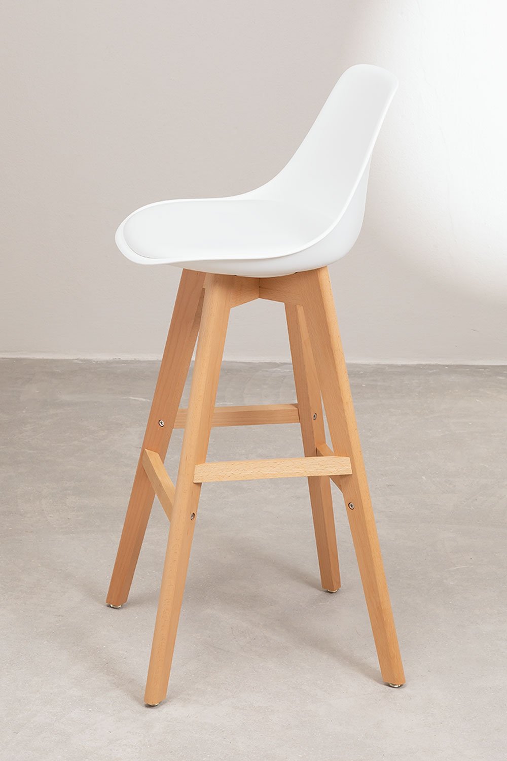 Pack 4  High Stools Nordic Edition, gallery image 2