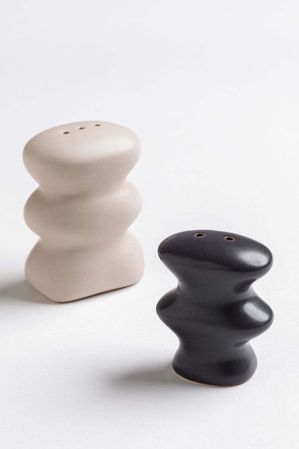 Salt & Pepper Shakers Gocker, gallery image 2