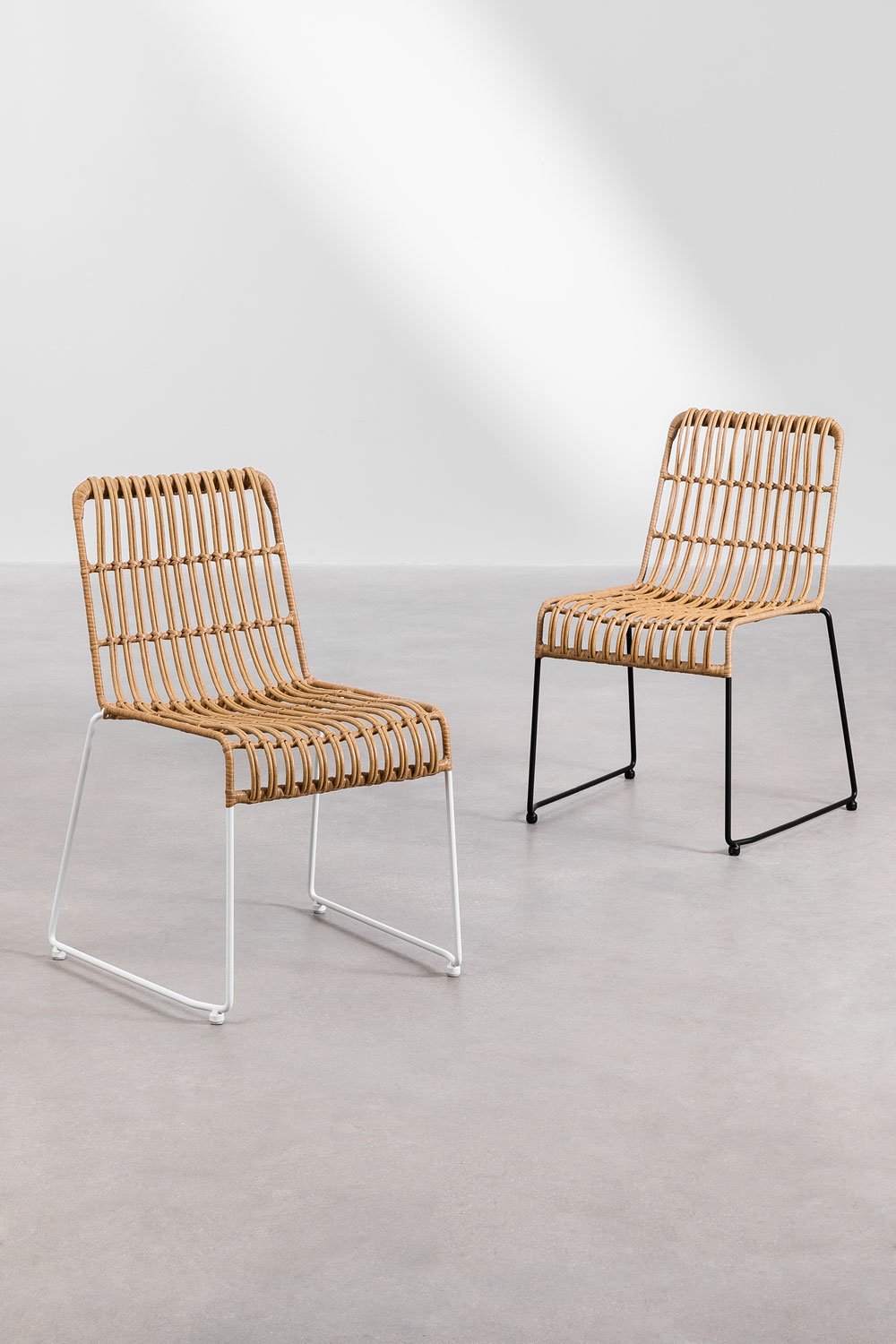 Plastic rattan dining deals chairs