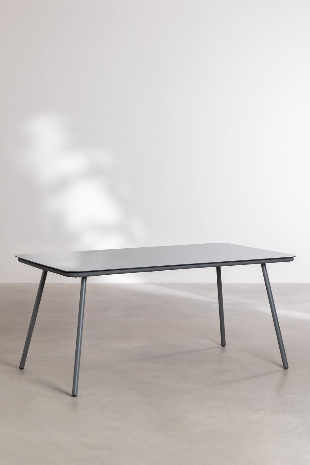 Rectangular garden table 160x90 cm in glass and aluminum Arhiza, gallery image 2