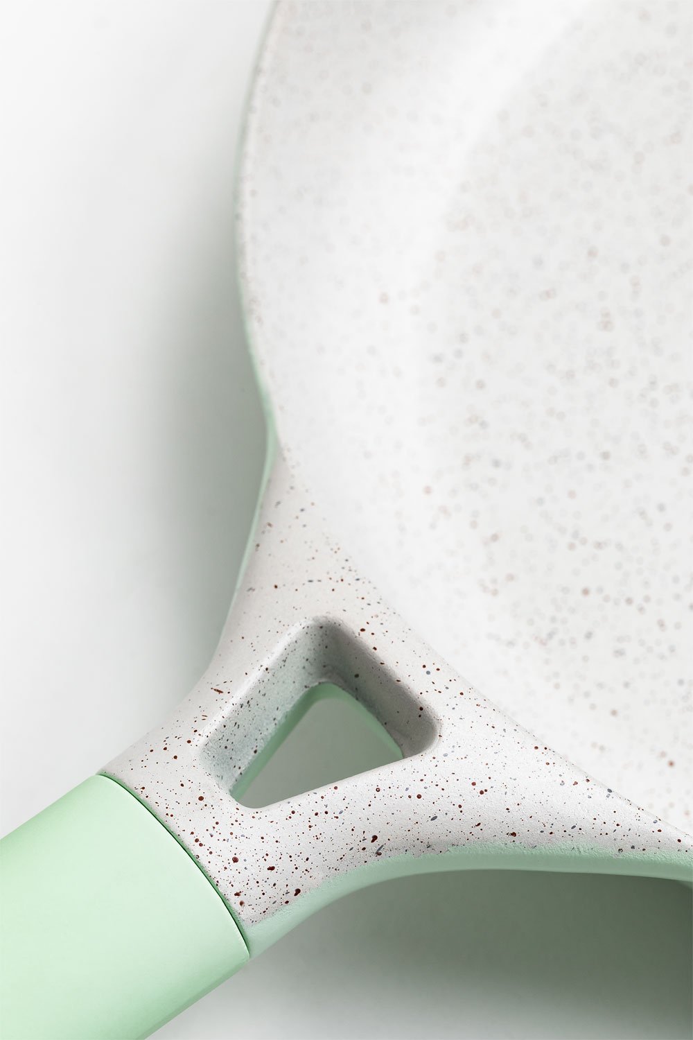 Aluminum Cookware with 2 POTS AND 3 PANS - Create, gallery image 2220929