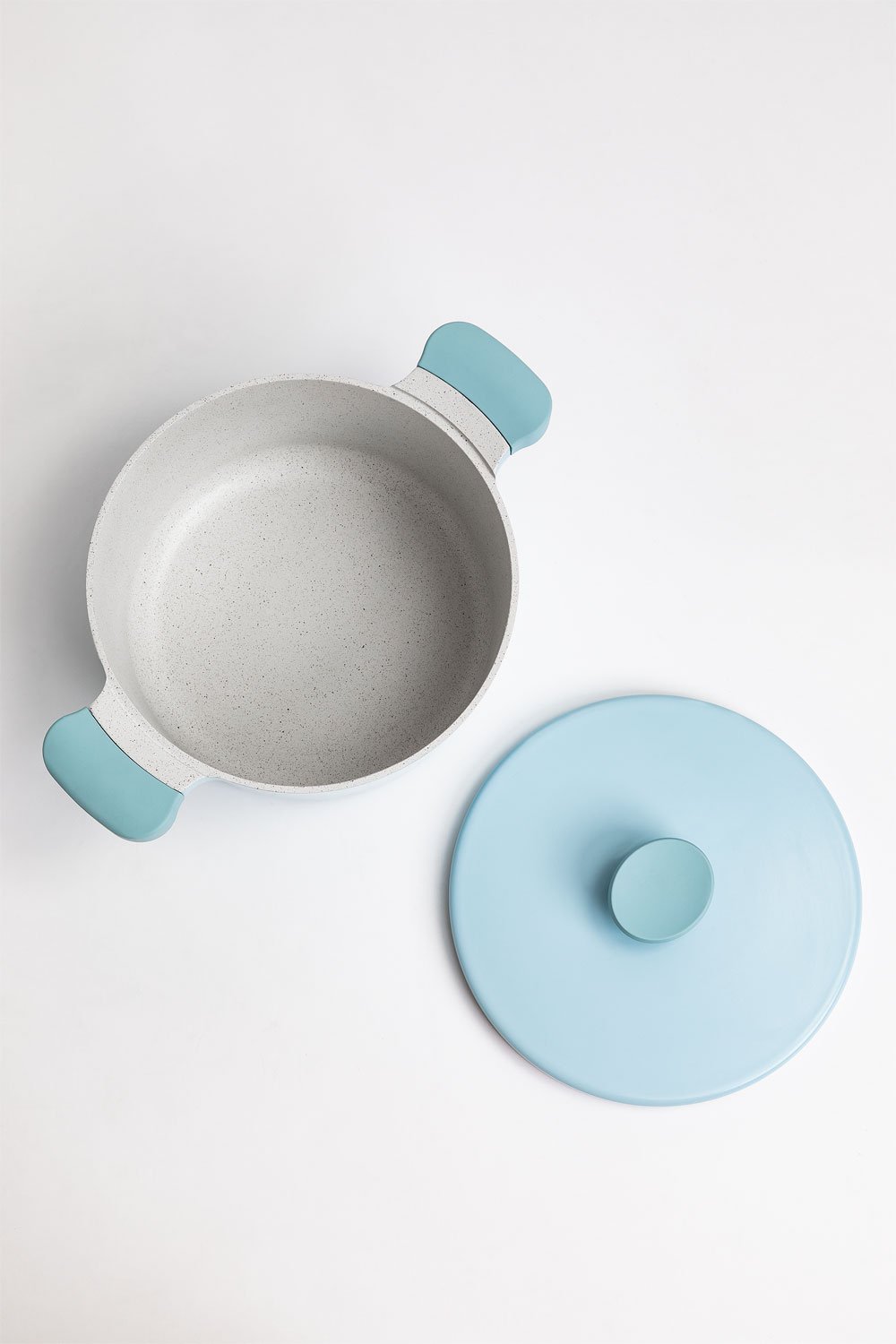Aluminum Cookware with 2 POTS AND 3 PANS - Create, gallery image 2220971