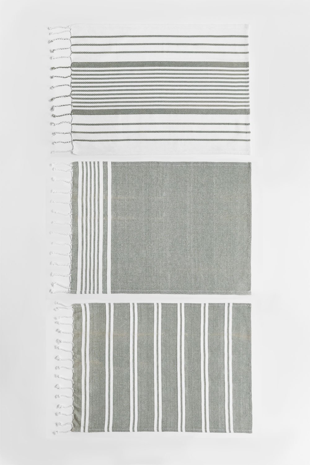 Set of 3 Gergana cotton kitchen towels, gallery image 4