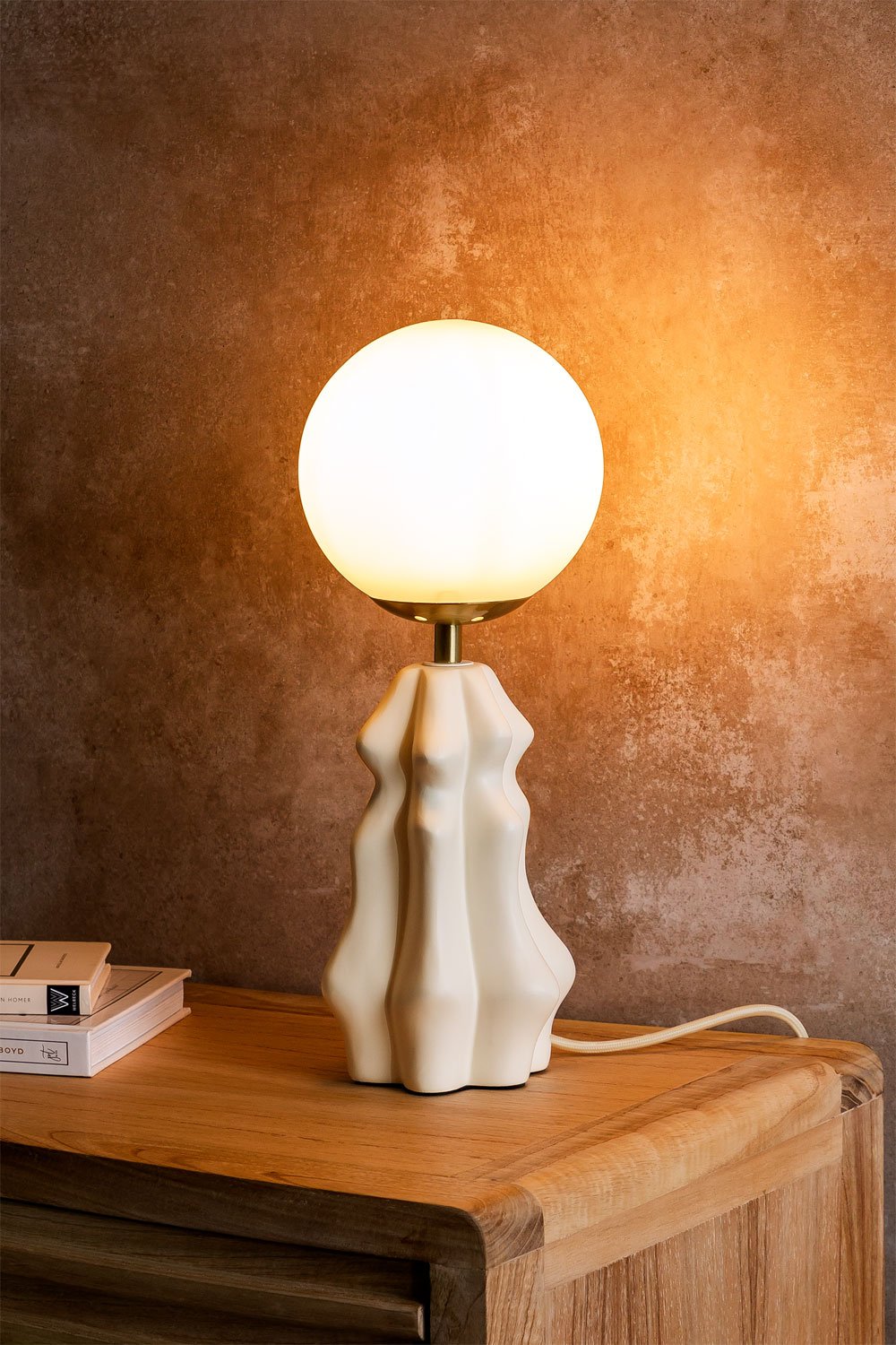 Table Lamp Makalu, gallery image 2