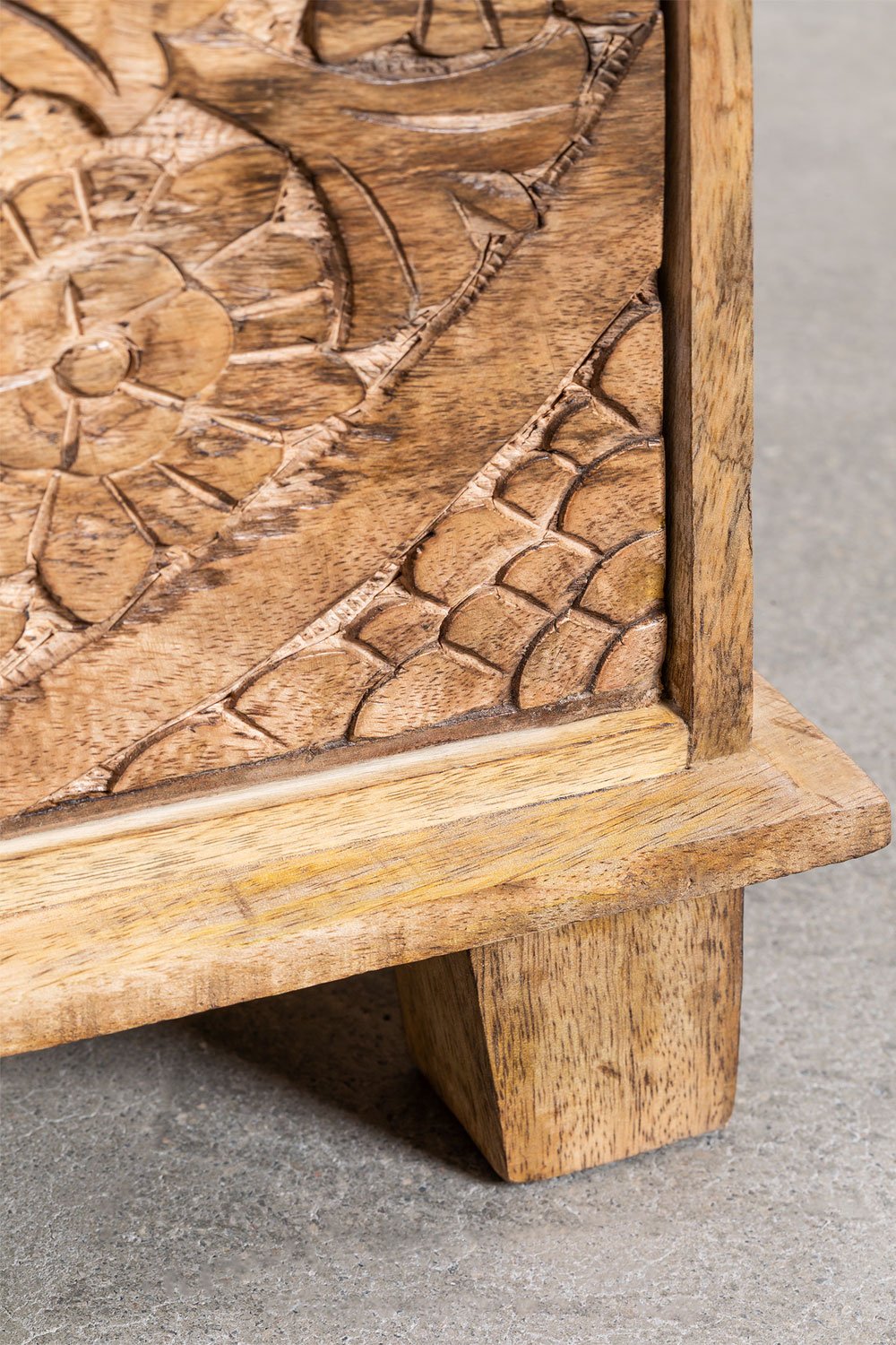 Wiluna mango wood bedside table with drawers, gallery image 7