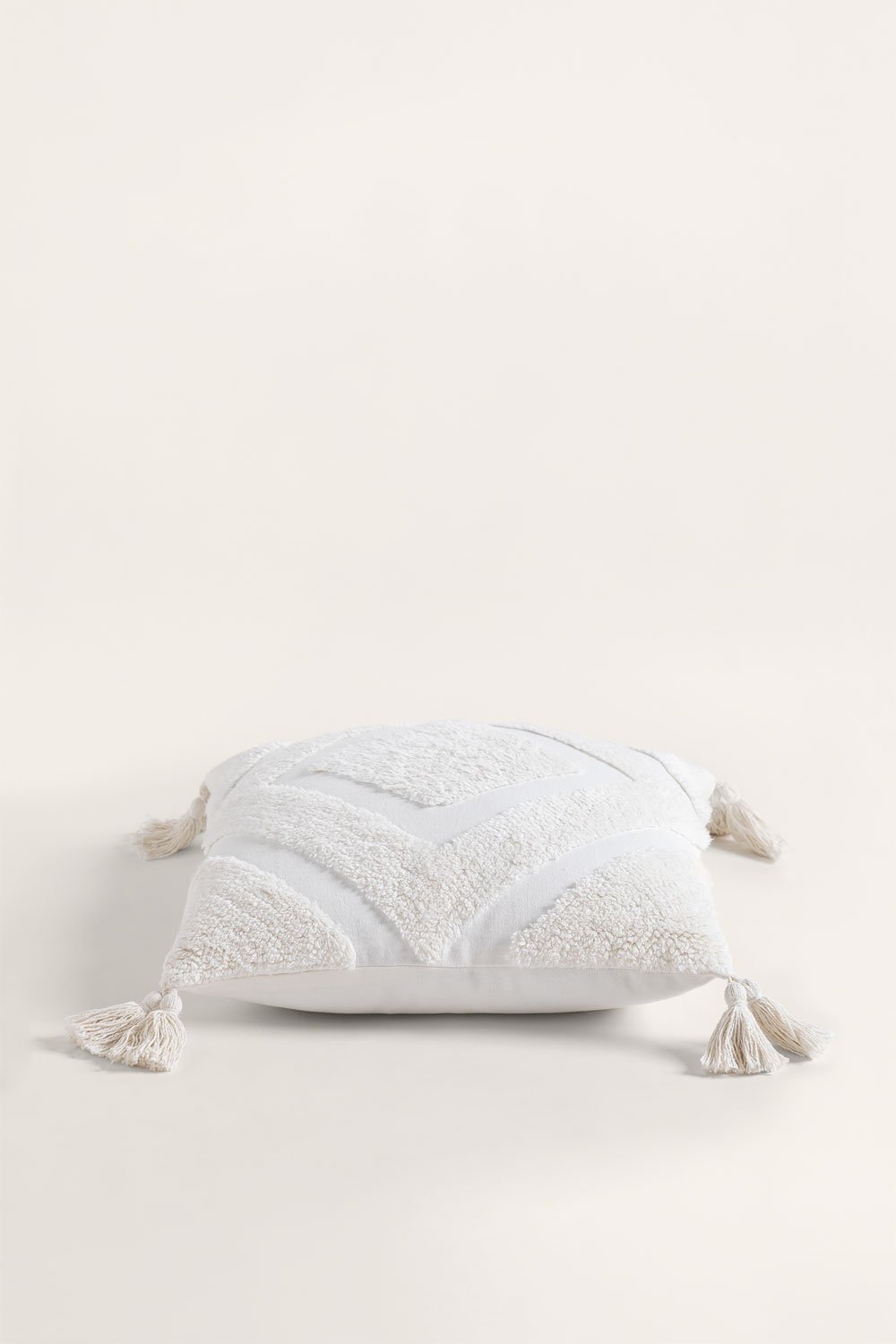 Square cushion 45x45 cm in Sowyer cotton, gallery image 4