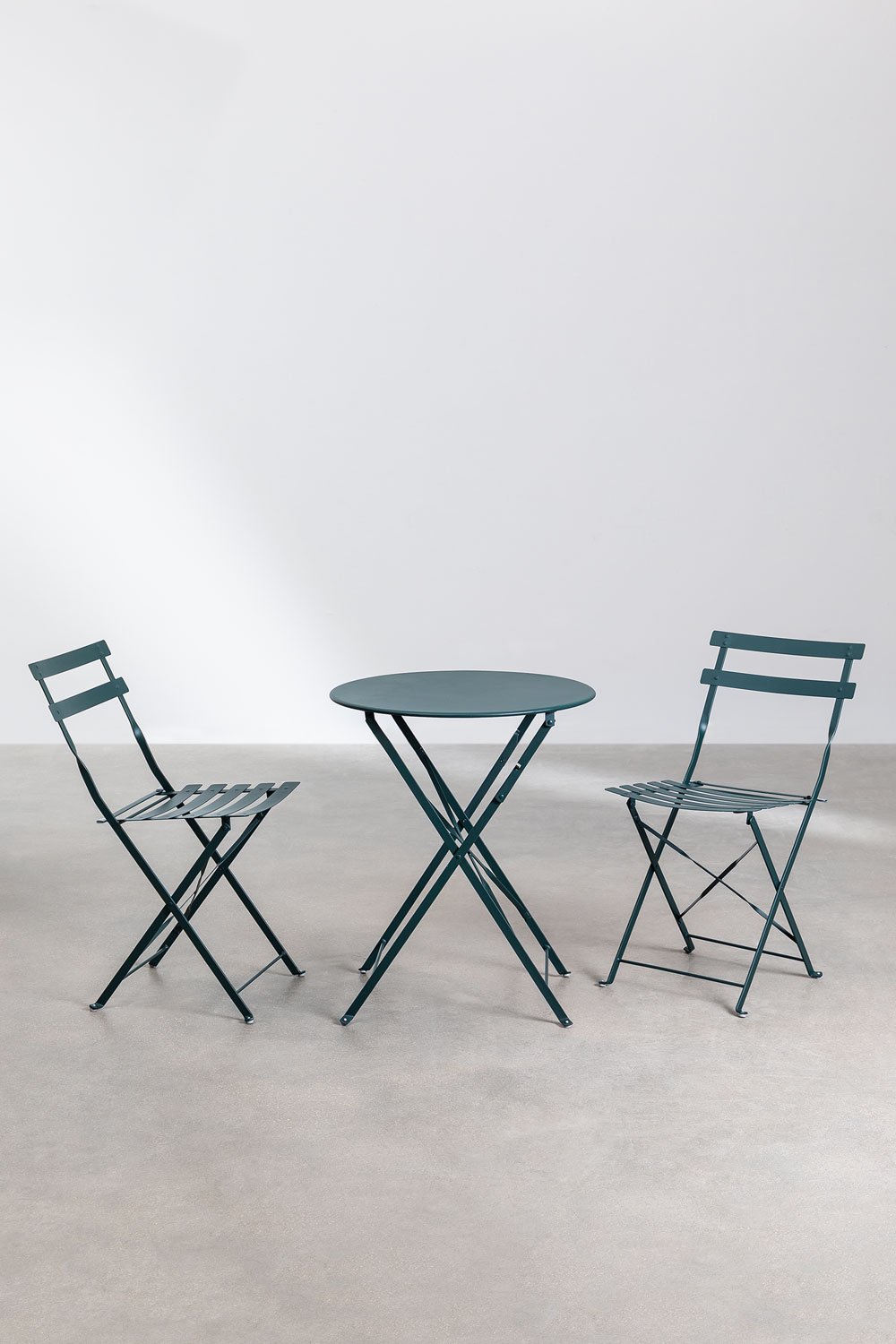 Table Set (Ø59.5 cm) and 2 Sergey Folding Chairs, gallery image 1