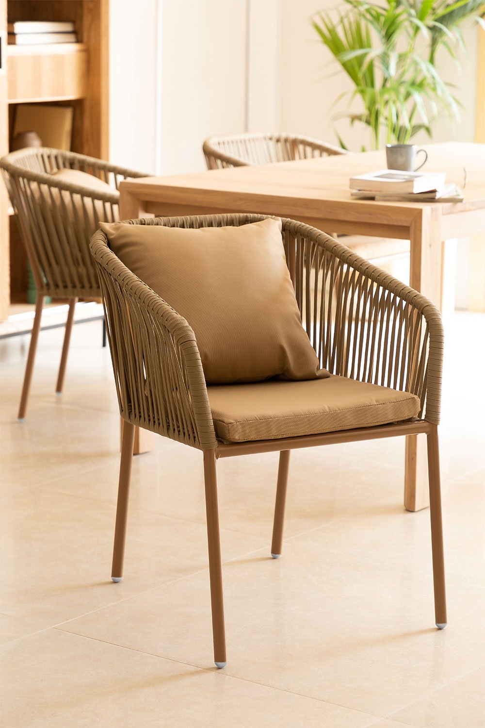Arhiza [SUPREME] pack of 2 dining chairs, gallery image 1