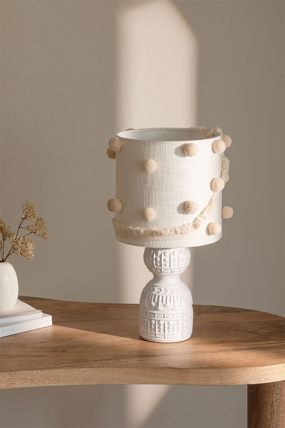 Ceramic Table Lamp Nadine, gallery image 1