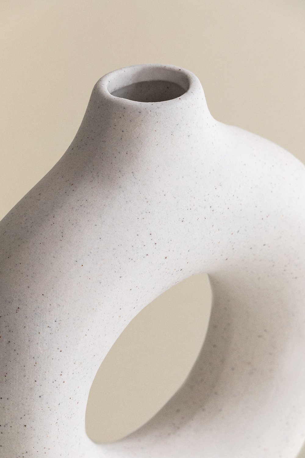 Dalita ceramic vase , gallery image 5