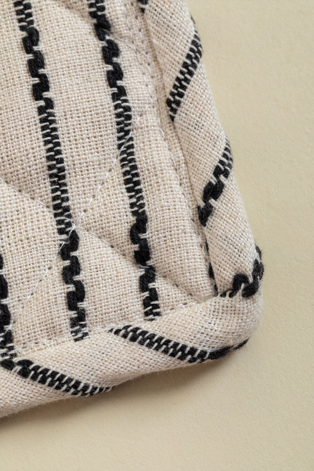 Oziel oven glove and cloth set, gallery image 4