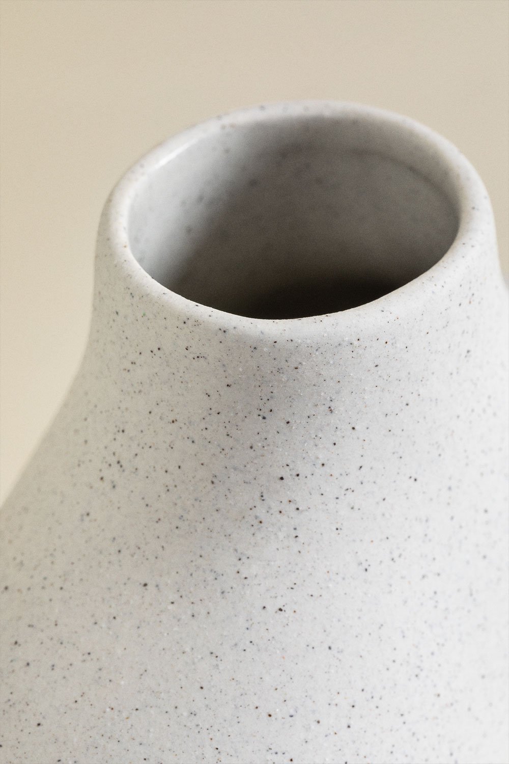 Dalita ceramic vase , gallery image 4