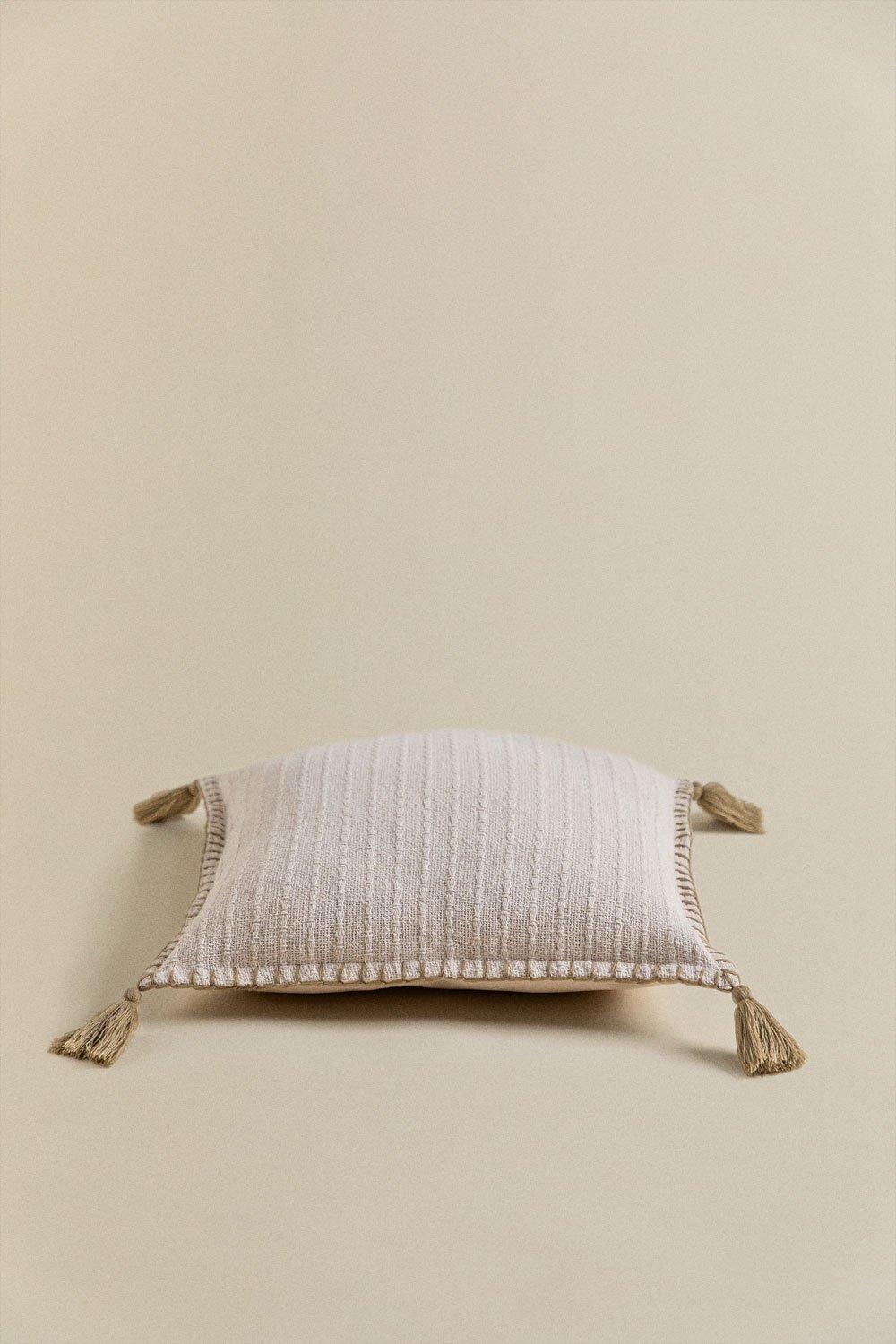 Gautier square cotton & linen cushion (45x45 cm) , gallery image 3