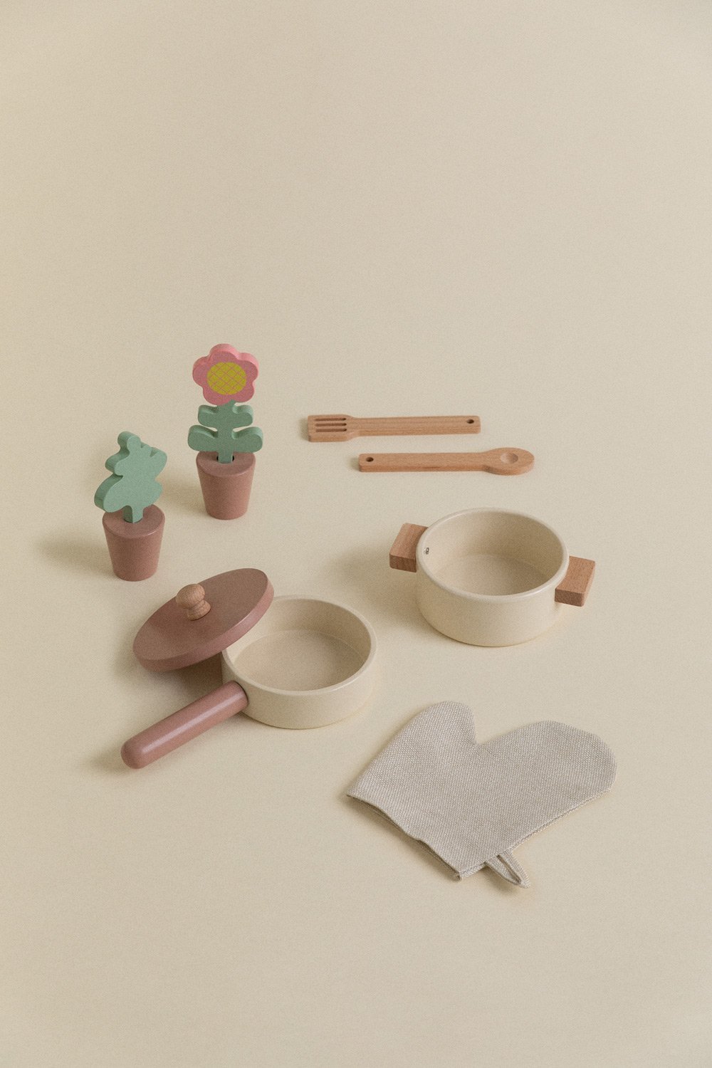 Drisy Kids Wooden  cooking utensils, gallery image 2